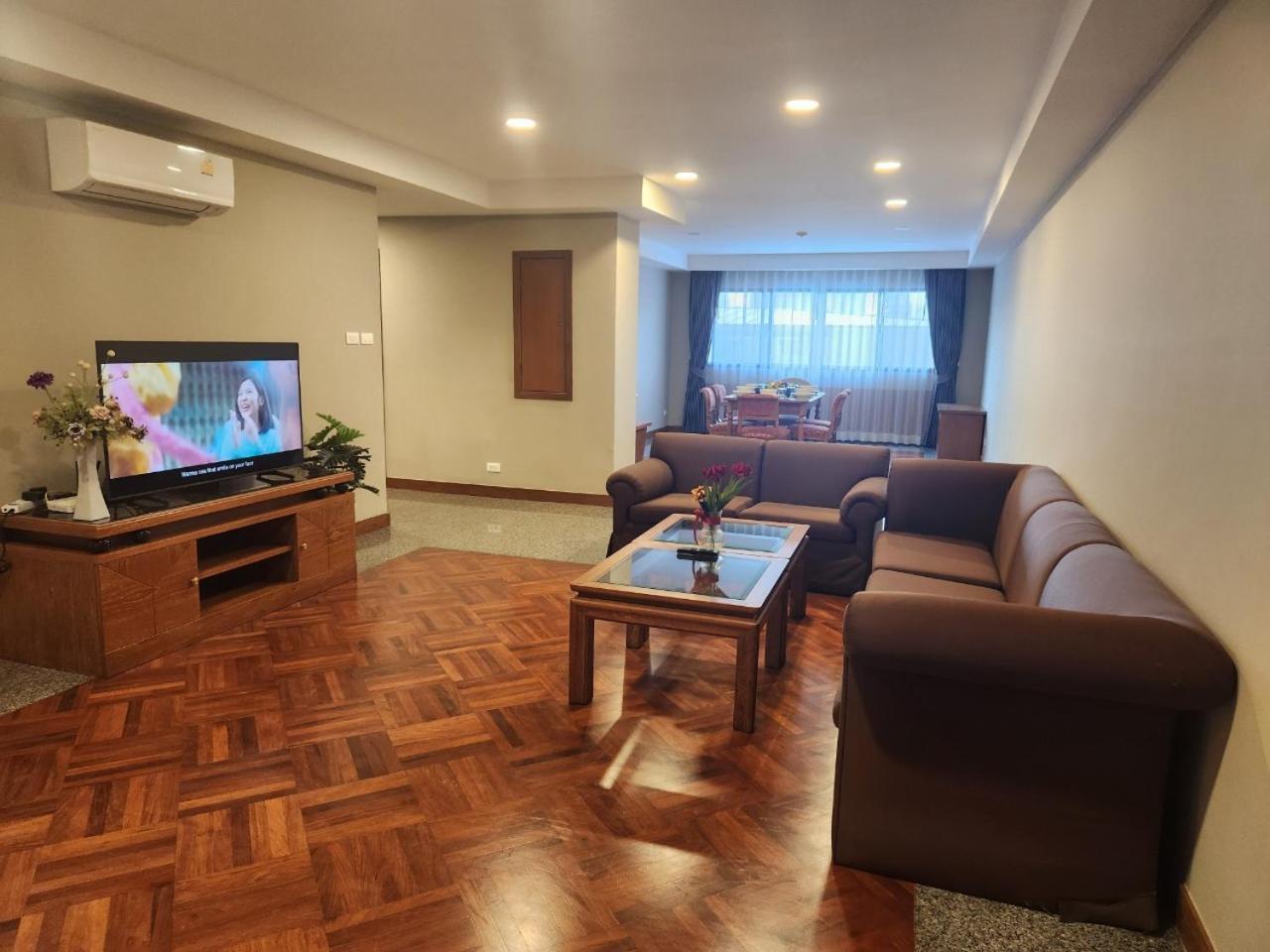 United Tower Thonglor By Aspira Apartment Bangkok Exterior foto